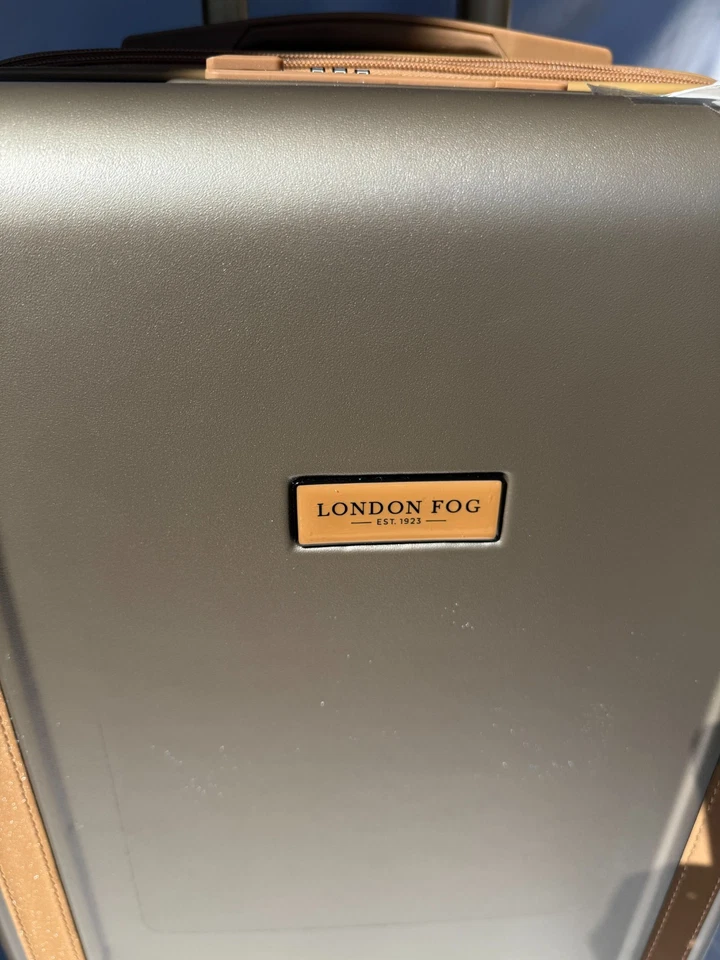 London Fog NEW Regent 21" Expandable Spinner Carry-on Luggage Hardcase Tsa - Image 4 of 4