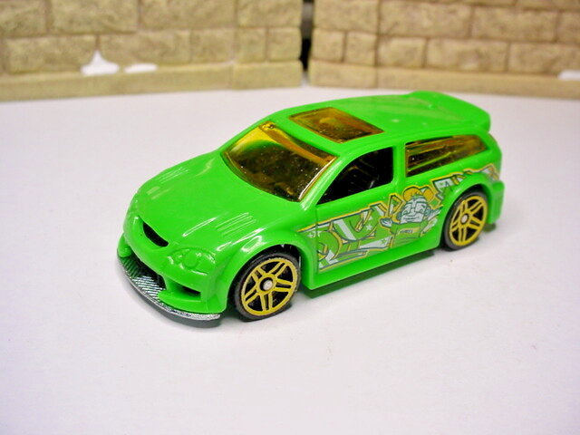 Hot Wheels Audacious Green 1/64 HW21D 27 | eBay