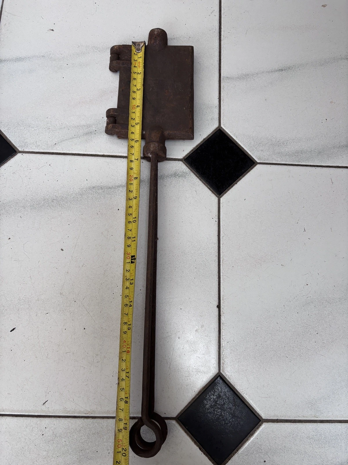 French Antique Vintage Long Handle Cast Iron Waffle Maker BBQ Fire Camping