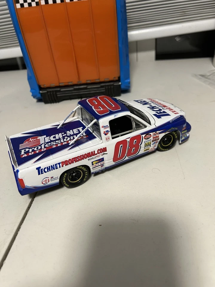 NASCAR Super Truck 2006 Bobby Hamilton Jr. #08 Tech Net Dodge Diecast 1 24 Foto 3 de 4