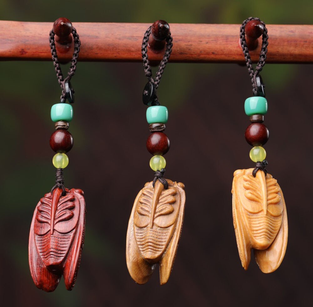 netsu様 YZ098- 6.8X4.2X2.8 CM Hand Carved Green Sandalwood Netsuke