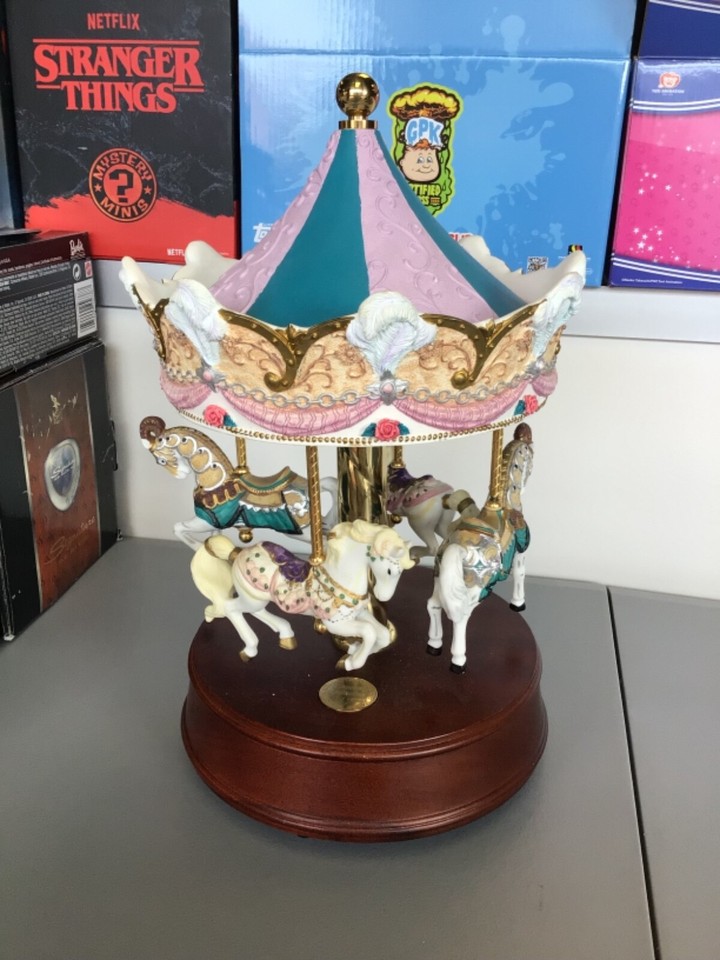 1992 SAN FRANCISCO MUSIC BOX COMPANY 4 HORSE CAROUSEL LIMITED EDITION