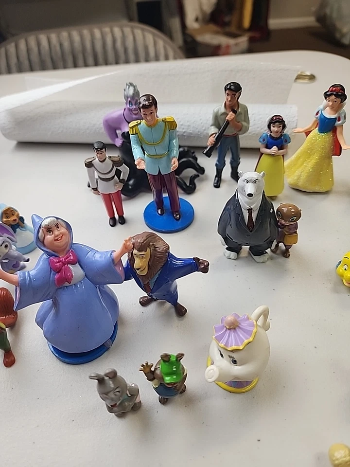 Lote de 40+ Varias Figuras Disney Miniatura Juguete Princesas Zootopia Etc Foto 4 de 4