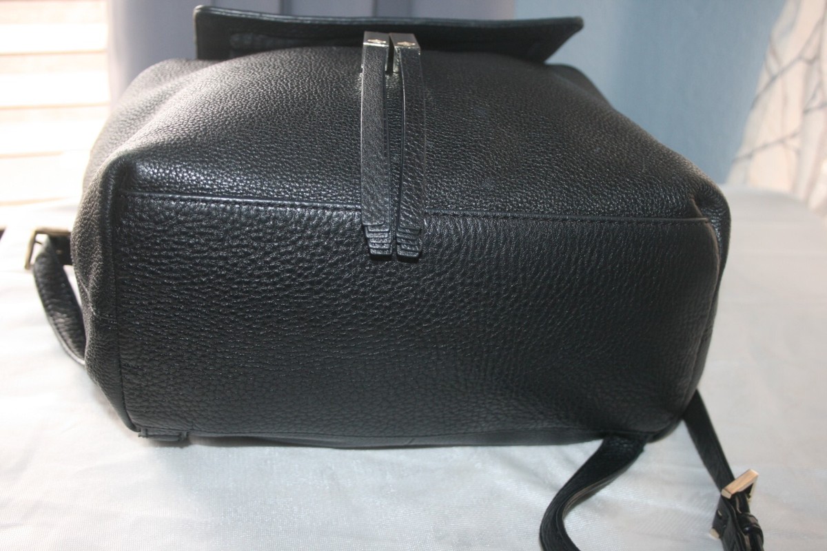 Kate Spade Large Leather Drawstring Backpack LIKE NEW CONDITION AUTHENTIC KATE SPADE LARGE PEBBLED LEATHER drawstring  main image 2