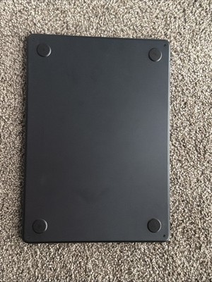 Apple MacBook Air 2022 13