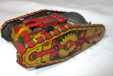 VINTAGE MARX 1930S-40s TIN WIND UP ARMY TANK FOR MARX O SCALE TRAIN LOAD