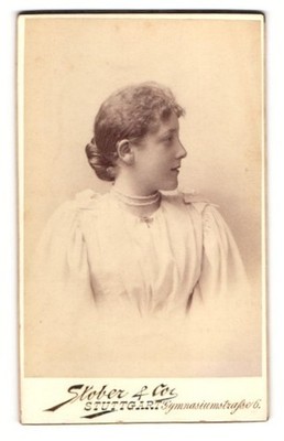 Fotografie Stober & Co., Stuttgart, Gymnasium-Str. 6, Junges gutaussehendes Mäd 