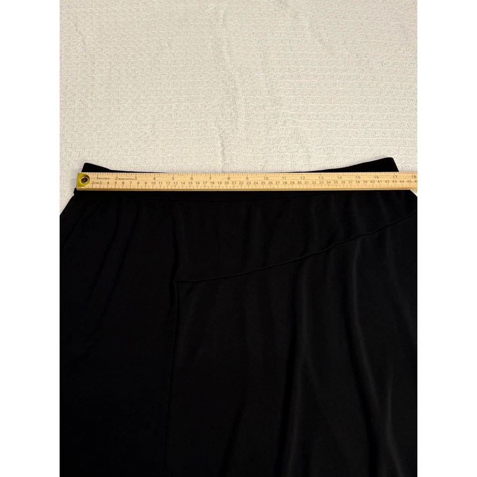 Falda midi drapeada asimétrica negra XL Simply Vera Wang para mujer Foto 4 de 4