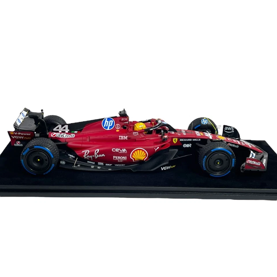 Modellino F1 Looksmart 1/18 Ferrari SF-23 Lewis Hamilton #44 Test Livery Fior... - Immagine 3 di 4