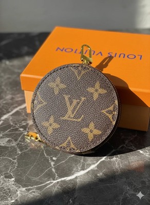 Louis Vuitton Monogram Multi Pochette Accessories Round Coin Purse ( USA )