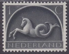 Nederland plaatfout 405PM1 op 1 ct Germaanse symbolen 1943 postfris (MNH)