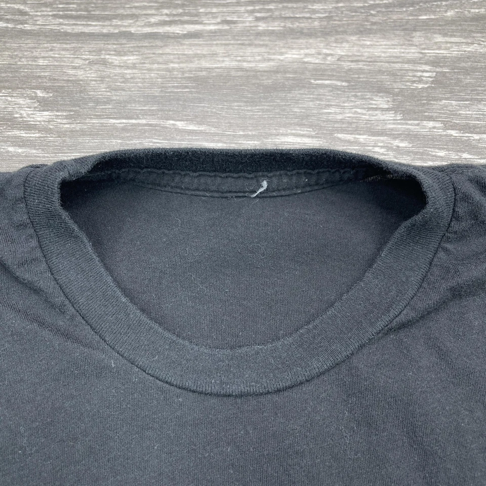 Camisa de Fitness Rogue Para Hombres Grande Negra Hecha en Estados Unidos Camiseta CrossFit Gráfico Foto 4 de 4