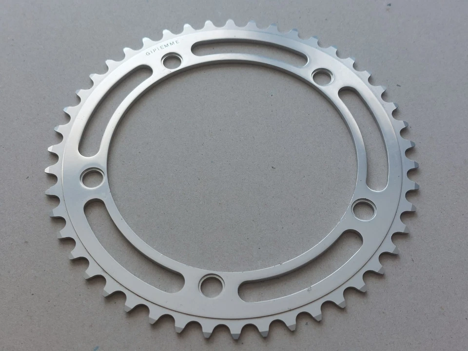 Plato de carretera NOS Gipiemme 46t Foto 2 de 4