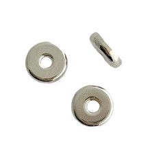 100 Spacer Beads Silver Tone 7x1.9mm Smooth Heishi Rondelle Flat Round Findings