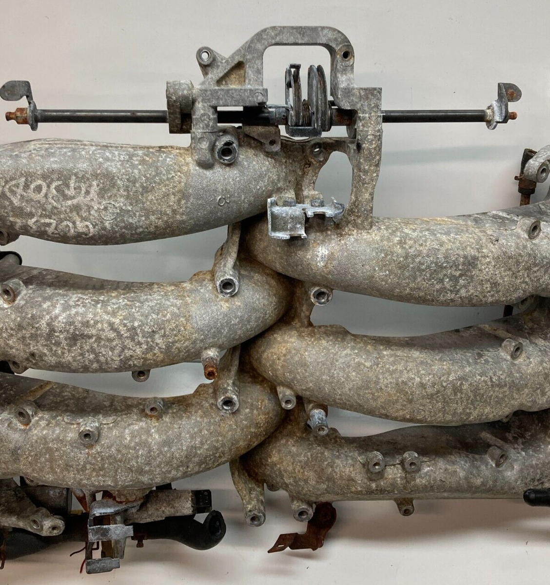 1990 - 96 Nissan 300zx Z32 Twin Turbo Upper Intake Manifold