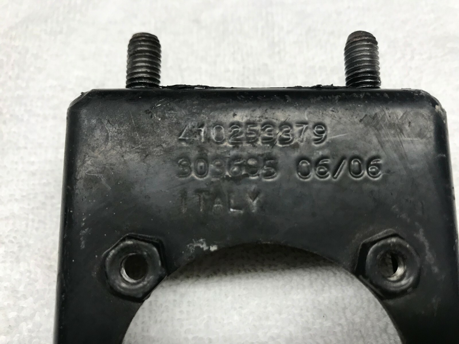 LAMBORGHINI MURCIELAGO COUPE ROADSTER LP640 EXHAUST SPRING SUPPORT OEM 410253379