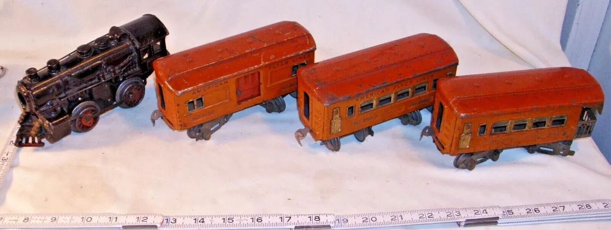 AMERICAN FLYER PRE WAR 5 PIECE STEAM LOCOMOTIVE PASSENGER TRAIN