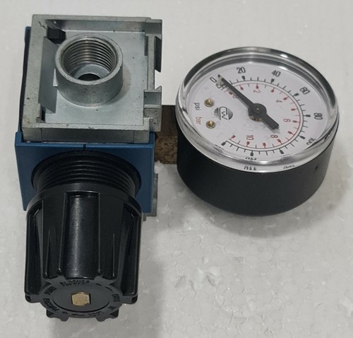 REXROTH MNR: 5351400200 / 5351403200 PRESSURE REGULATOR w/ Pressure GAUGE 12 bar - Picture 6 of 7