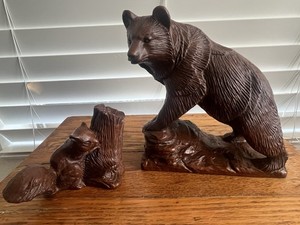 Red Mill Mfg. Handcrafted USA Carved Wood Bear & Squirrel Bookends Brown