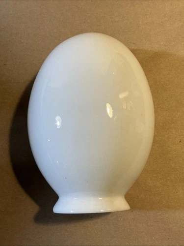 Vintage Unusual Milk Glass Desk Lamp/Light Shade INV-B2I16