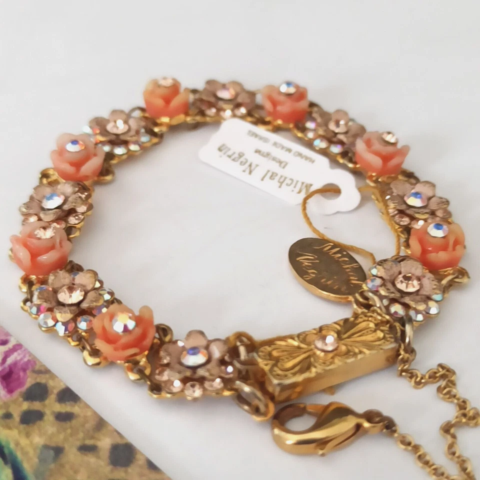 Pulsera Michal Negrin Tallada Rosas Chapado en Oro Cristales Aurora Boreal Floral Foto 3 de 4