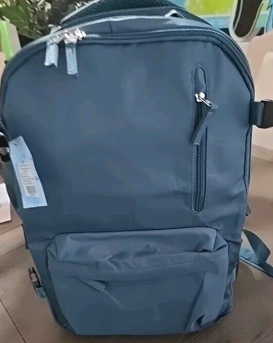 Backpack With An Portable Charging Port