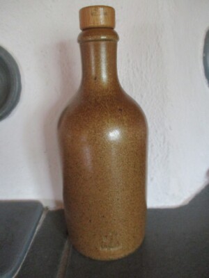 Steingut Flasche MKM 0,5 l
