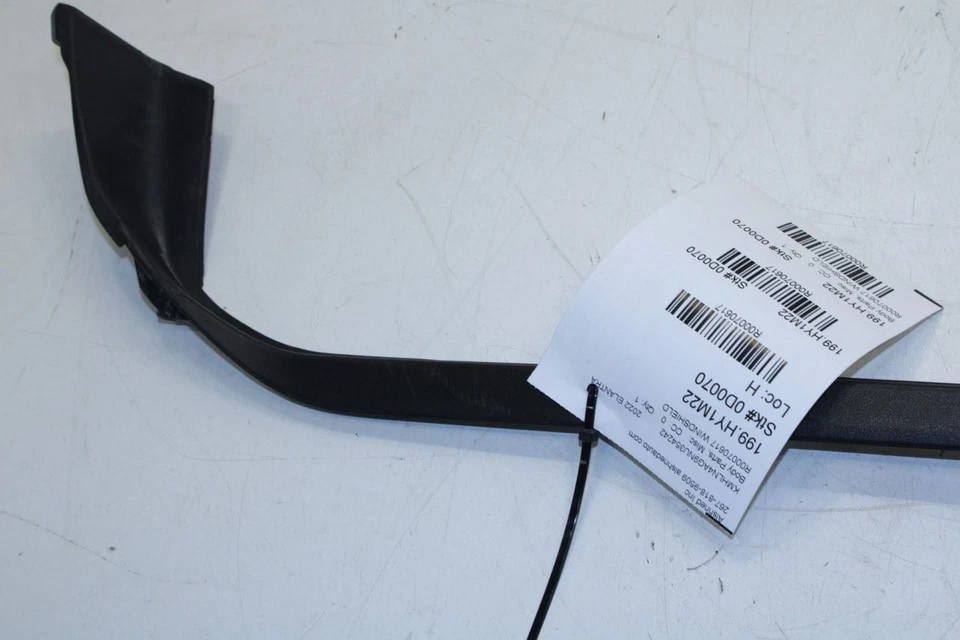 21-23 Hyundai Elantra SEL FWD Parabrisas Delantero Lado Izquierdo Pilar A Revelar Moldura Foto 4 de 4