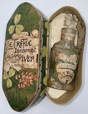 Antique Le Trèfle Incarnat by L.T. Piver Paris France Original Art Nouveau Box