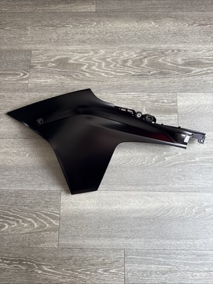 Yamaha YZF R1 2019-25, Tankinnenverkleidung Verkleidung rechts, B3L-2842N-00