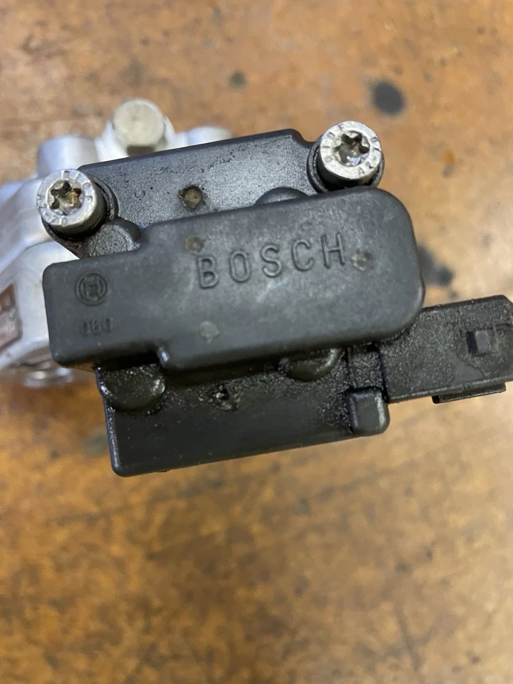 84-91 DISTRIBUIDOR COMBUSTIBLE AUDI 80 90 100E 0438101029 0438121049 Foto 3 de 4