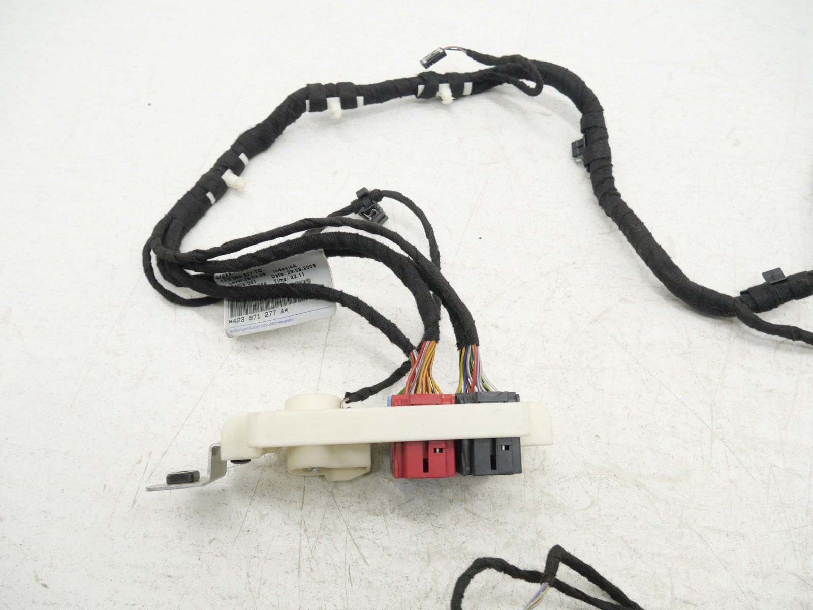 Audi R8 2007-2012 Dashboard wiring harness P/N 423971277