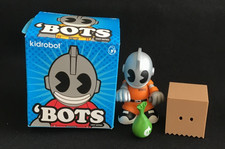 KidRobot Kid Robber 03/80 Mini Bots Blind Box series 3 with box 2011