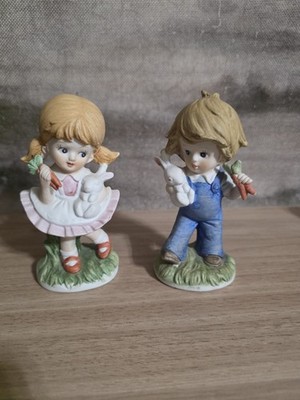  Homco Figurines Boy and Girl With Bunny and Carrots 5'' Porcelain 1424 Retired 