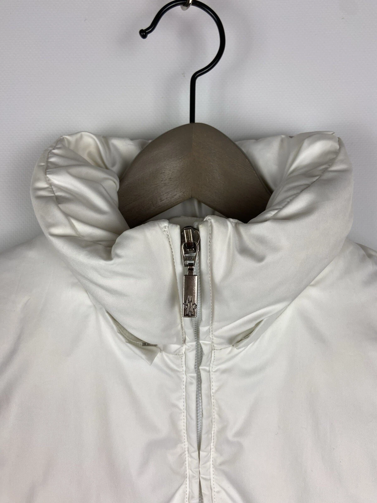 Giacca bianca donna Moncler Puffer Dowm vintage taglia M