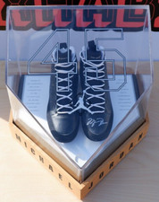 Michael Jordan Signed Nike Air Jordan 9 Player Sample Baseball Cleats White Sox