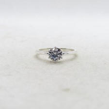 Beautiful Sterling Silver 925 Solitaire Cubic Zirconia Ring Size 6.5 K4152