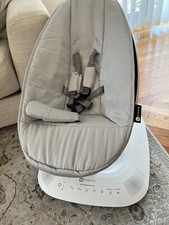 4moms mamaRoo 4 Bluetooth Plush Baby Swing - Silver