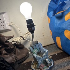 Table Lamp With Cat Kitten Yarn Armchair Couch Sofa