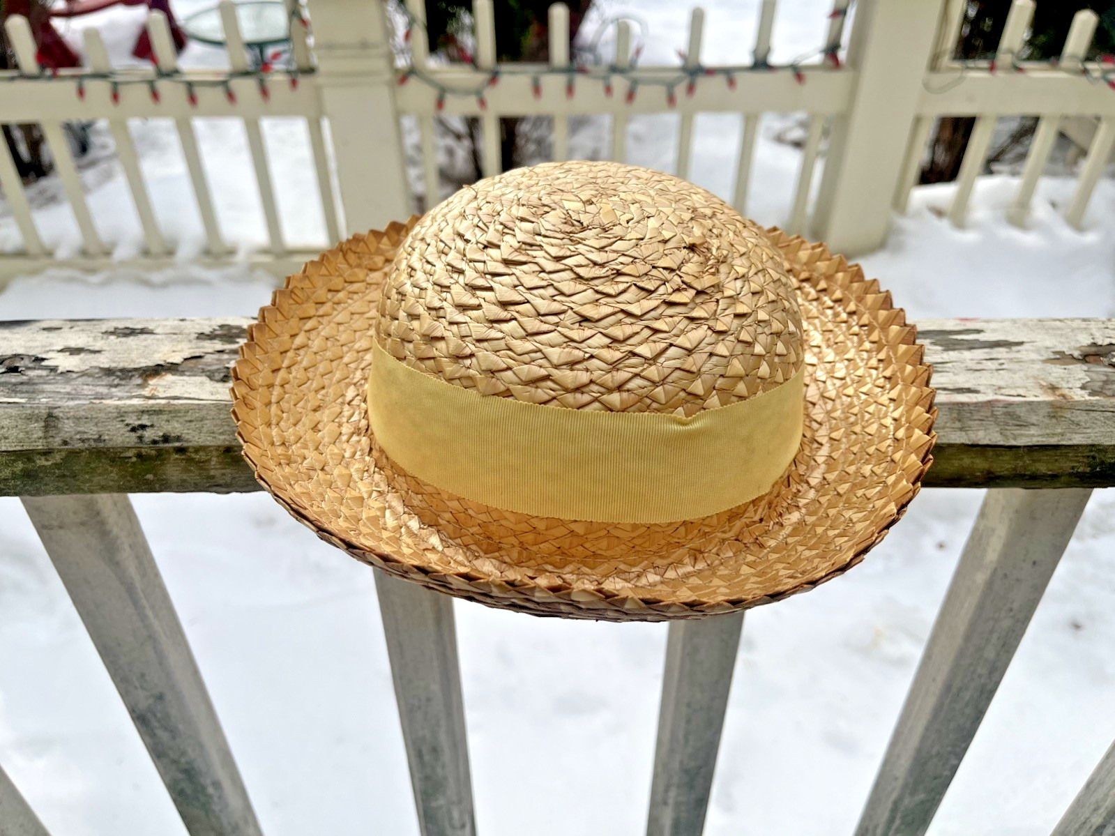 Vintage Easter/Spring Small Straw Hat Yellow Ribb… - image 3