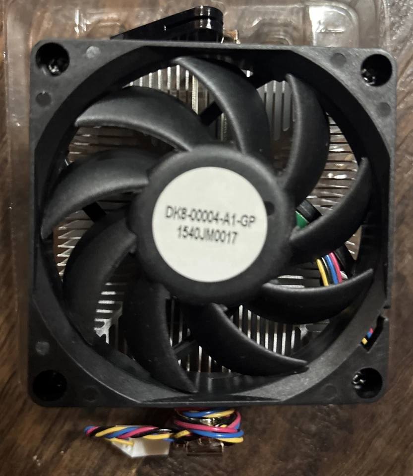 AMD FX-4300 | 3.8 GHz Quad-Core AM3+ Processor CPU & Cooling Fan - Image 3 of 4