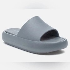 J/Slides Squish Slide Sandals Womens 7 Gray EVA Platform Comfort Beachy NIB