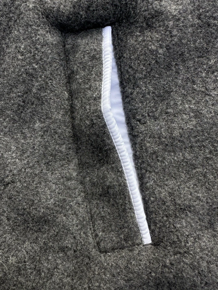 Canada Goose Severn Fleece 1/4 Zip Grey With White Badge Size Medium Retail $720 - Image 3 of 4