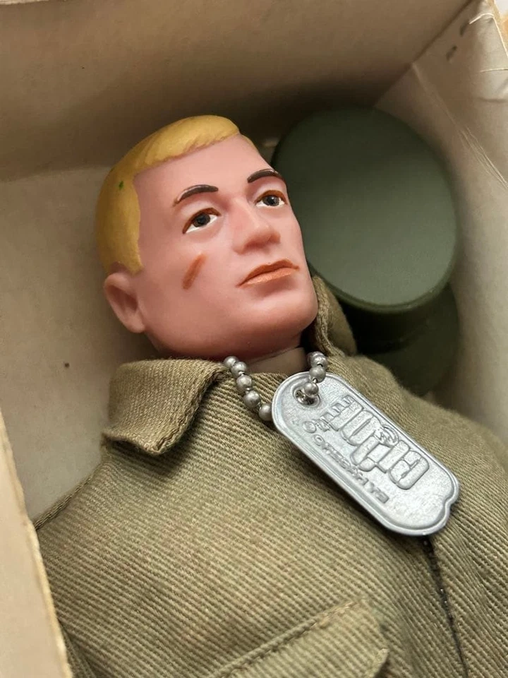 GI Joe Hasbro the 60s Action Soldier raro vintage usado com caixa Japão - Imagem 2 de 4