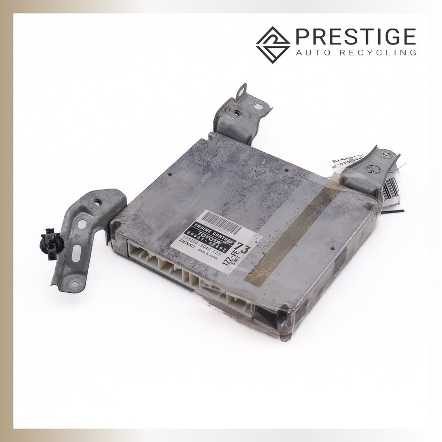 2003-2005 TOYOTA MR2 Spyder ECM ECU Engine Control Module 89661-17692