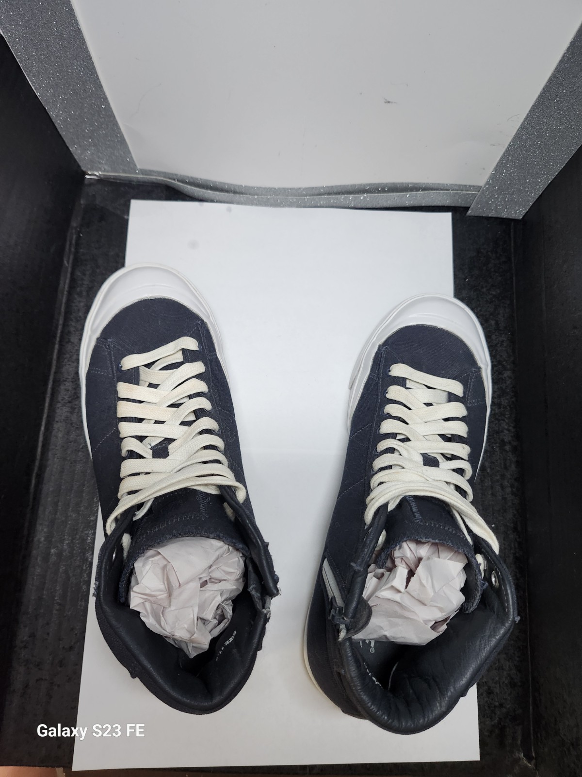 Nike high top side zipper  shoes - image 5