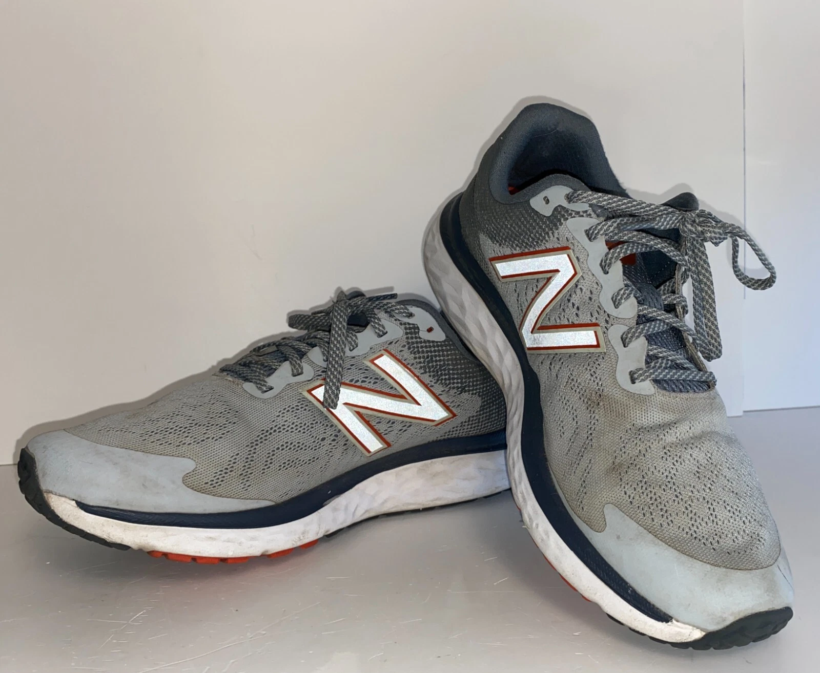 Scarpe New Balance Uomo Taglia 9 Fresh Foam 680 V7 M680LG7 Grigio Sneakers da Corsa