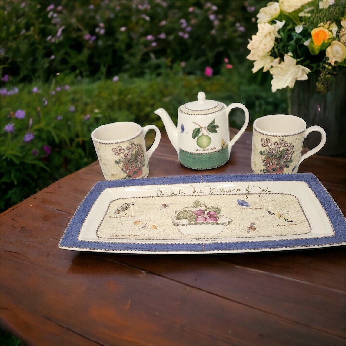 Wedgwood SARAH’S GARDEN Tea For Two 2 Mugs Tray & Teapot Set England