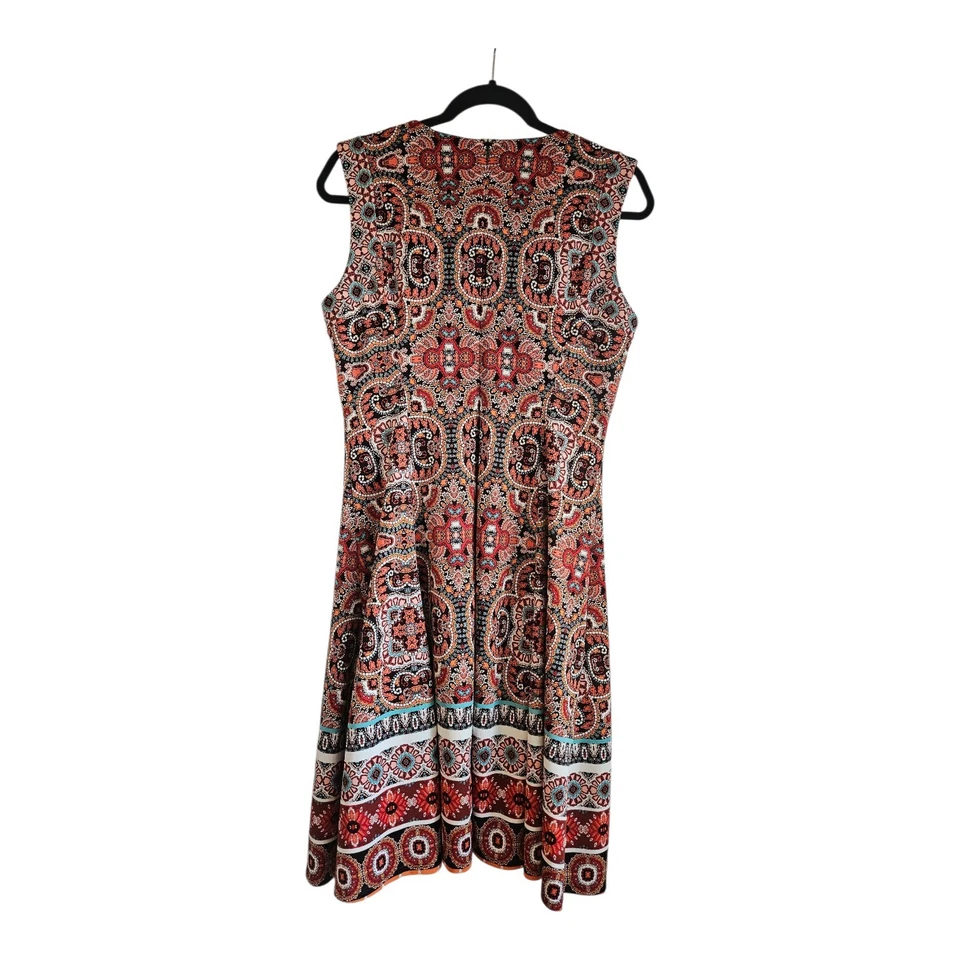 Vestido Vaina Maggie L. Talla 10 Sin Mangas Cuello Dividido Elástico Forrado BOHO Retro Foto 2 de 4