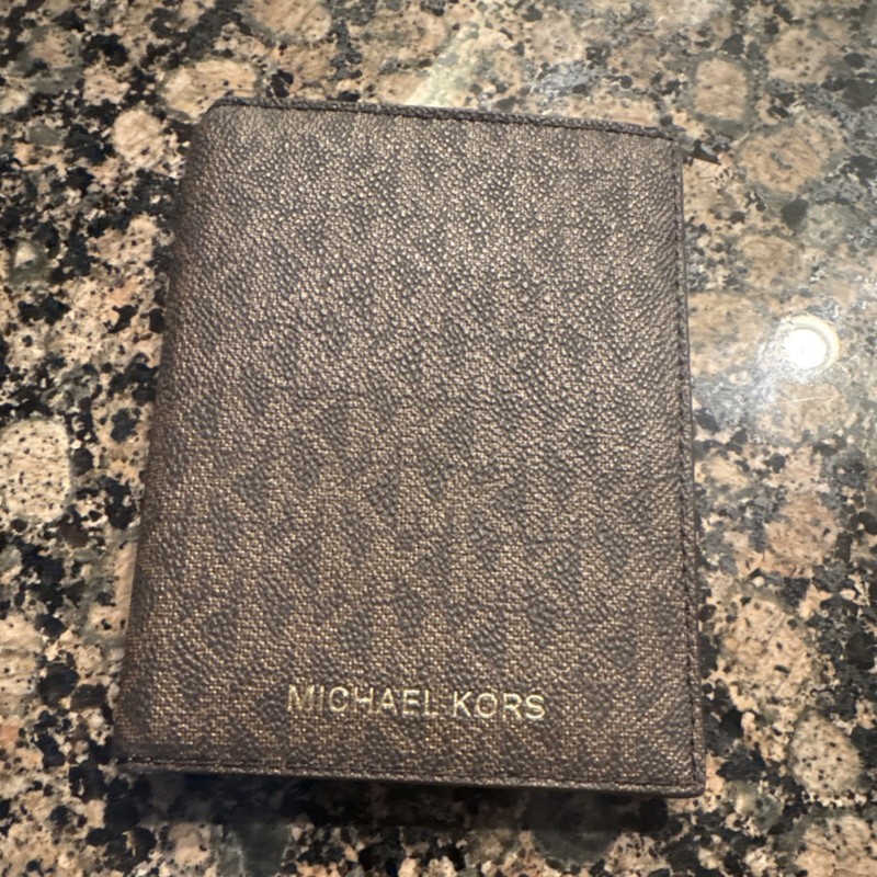 Michael Kors Brown Leather Women's ID/Document Holder Organizer with Card Slots